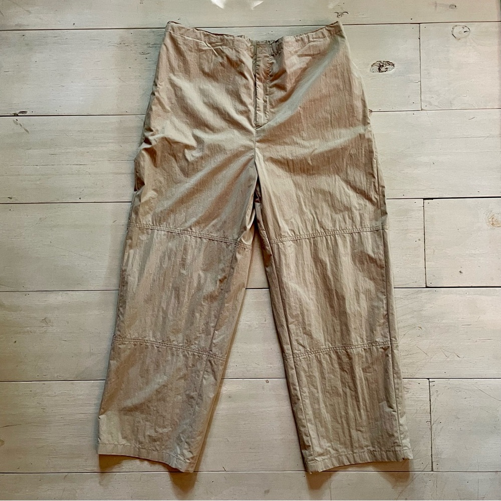 Eddie Bauer Women’s Tan Active Hiking Pants Sz L Quick Dry Zip Pockets Gorpcore